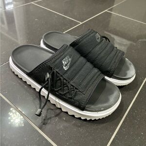 Women’s Nike slides